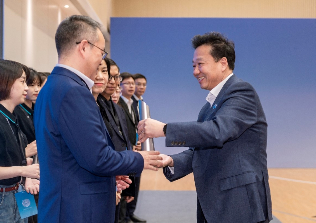 尊龙官方网站人生就是搏-人生就是搏中国官方网站